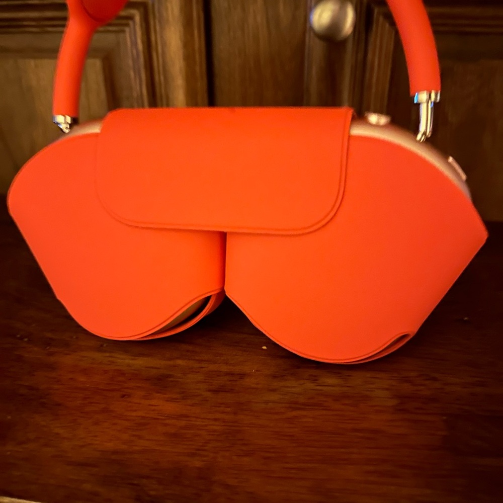 AirPods Max
